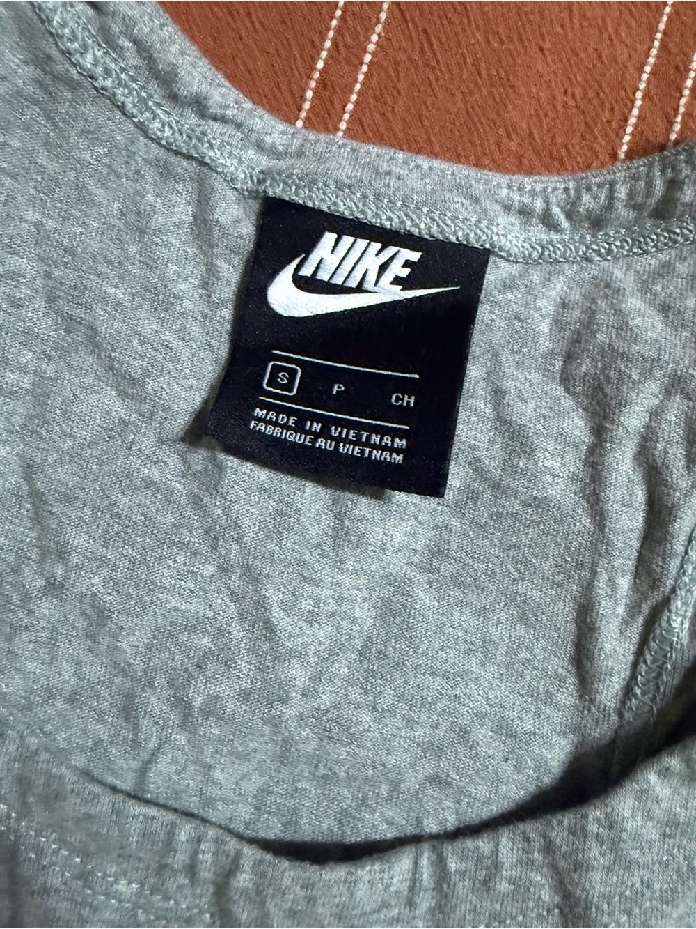 Nike Tank - Picture 3 of 3